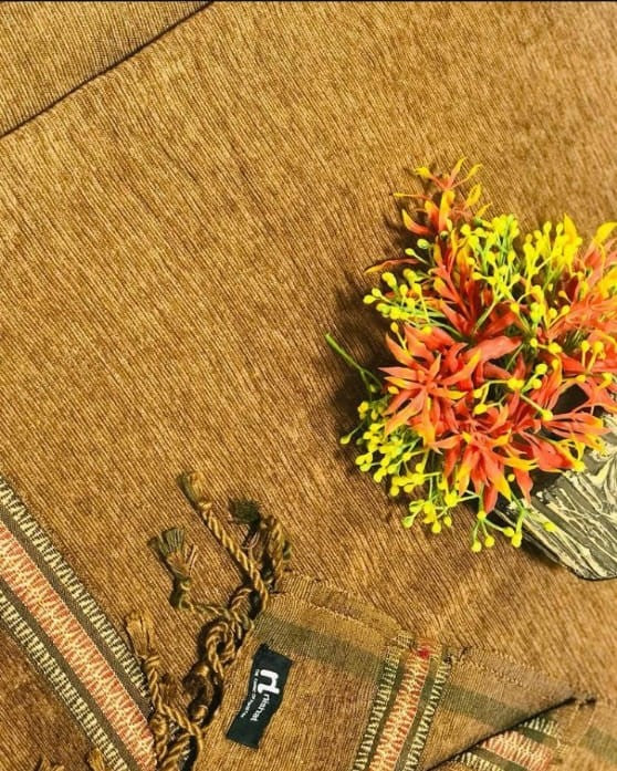 Men Premium Wool Shawl – Classic Brown Winter Shawl